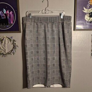 Black and White Plaid Skirt